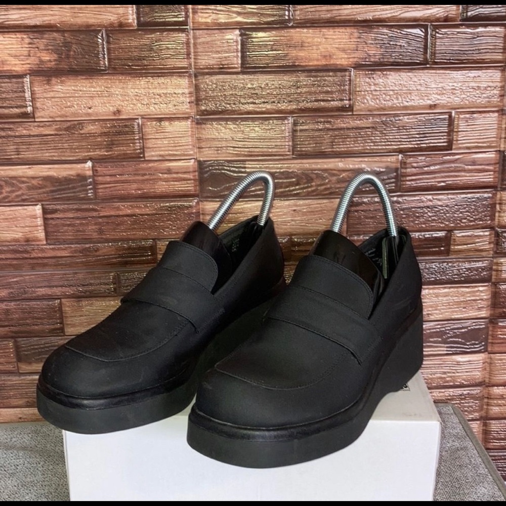 Vintage Retro Lower Eastside Chunky
Platforms Black size 9